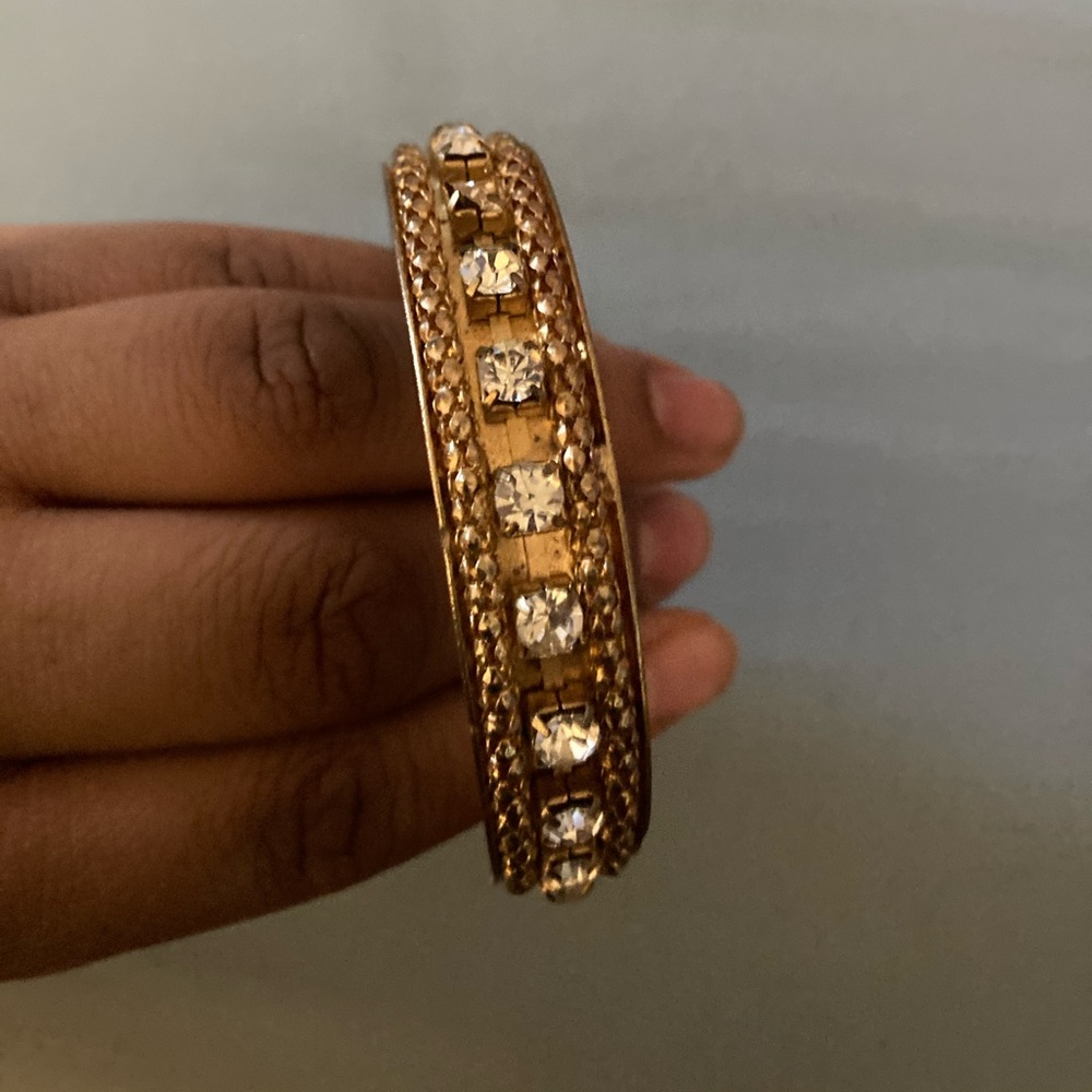 Golden shimmer bracelet